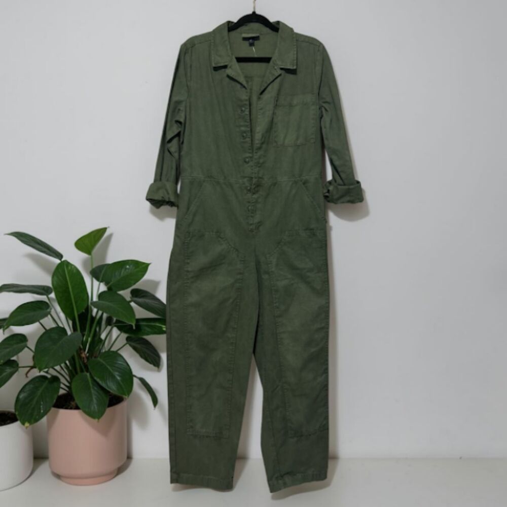 Universal Thread Womenโs Olive Green Utility Jumpsuit Size 4 Long Sleeve
